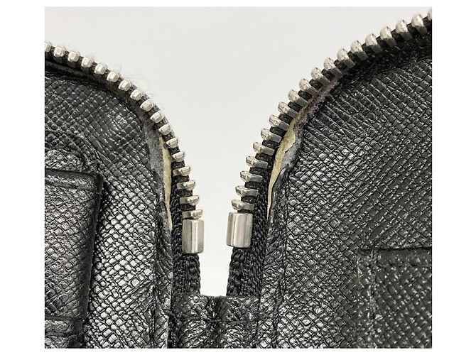 Louis Vuitton Taiga Organizer Long Wallet Grey - view 5