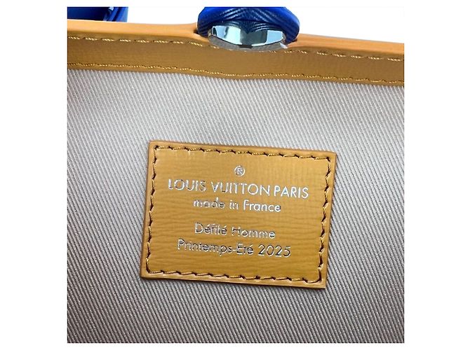 Clutch Shopper Louis Vuitton in pelle arancione, borsa a tracolla. - vista 6