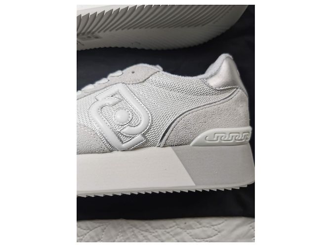 Liu.Jo Leder und Mesh Sneaker Weiß Grau Silber Beige Aus weiß - Ansicht 10