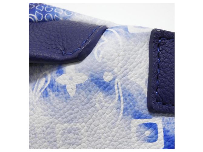 Bum bag Discovery PM in tela Monogram Louis Vuitton Blu - vista 4