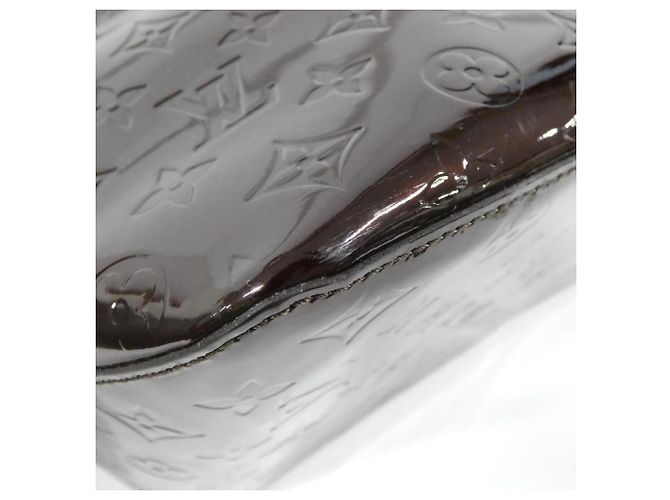 Borsa a Spalla Vernis Bellevue GM Louis Vuitton Bordò - vista 3