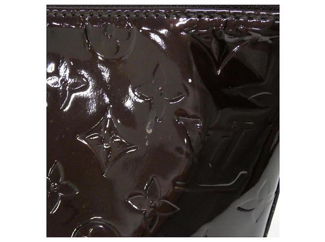 Borsa a Spalla Vernis Bellevue GM Louis Vuitton Bordò - vista 4