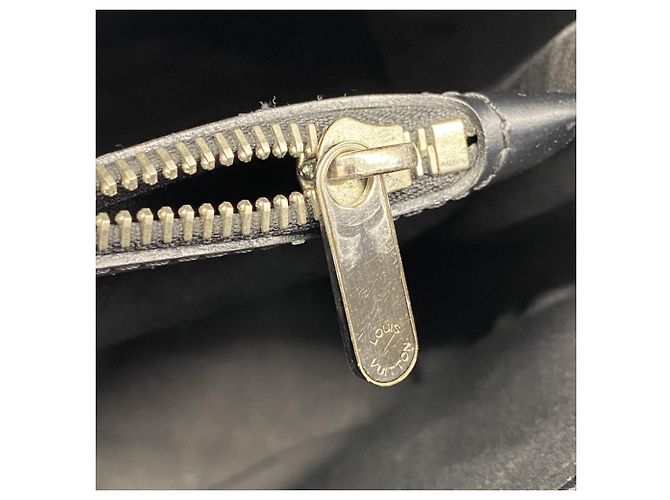 Borsa a mano Passy PM Epi di Louis Vuitton Nero - vista 9