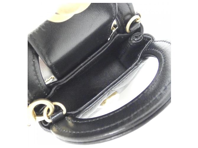 Chanel AP4991 Accessorio Borsa Charm Nero D'oro - vista 4