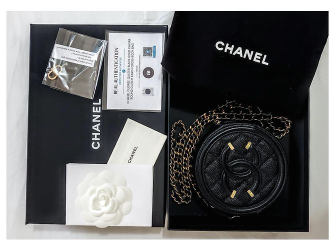 Wallet On Chain Chanel Clutch Rotondo in Filigrana con Catena Nero - vista 4