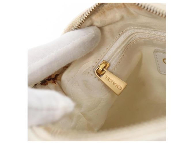 Borsa a Spalla CHANEL COCO Mark in Pelle Caviar Bianco Oro CC Auth 168141SAV D'oro - vista 24