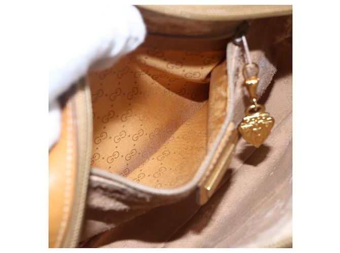 Gucci Borsa a spalla Micro GG Supreme in PVC Beige Oro Auth BA10759 D'oro - vista 20