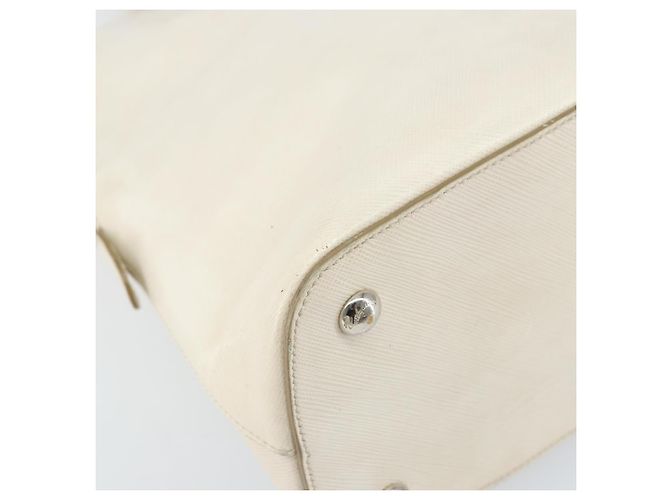 Borsa a mano in pelle bianca e argento Salvatore Ferragamo Auth bs33235 Bianco - vista 11