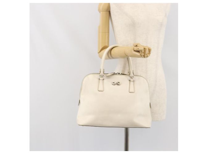 Borsa a mano in pelle bianca e argento Salvatore Ferragamo Auth bs33235 Bianco - vista 23