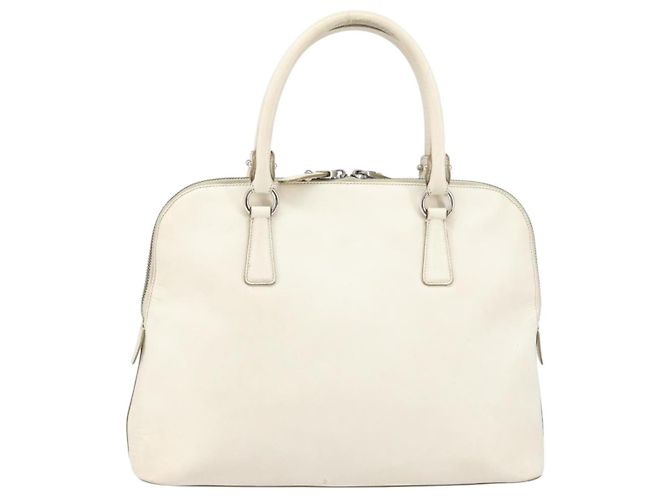 Borsa a mano in pelle bianca e argento Salvatore Ferragamo Auth bs33235 Bianco - vista 3