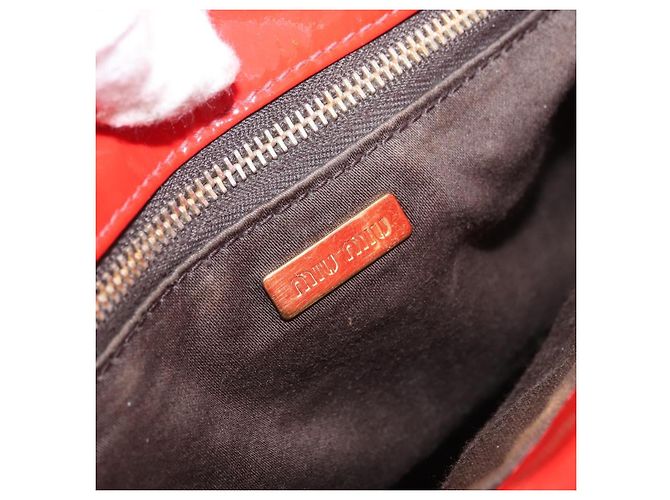 Bolso Miu Miu de cuero patentado 2 en 1 Rojo Dorado Auth 169803 Roja - vista 18