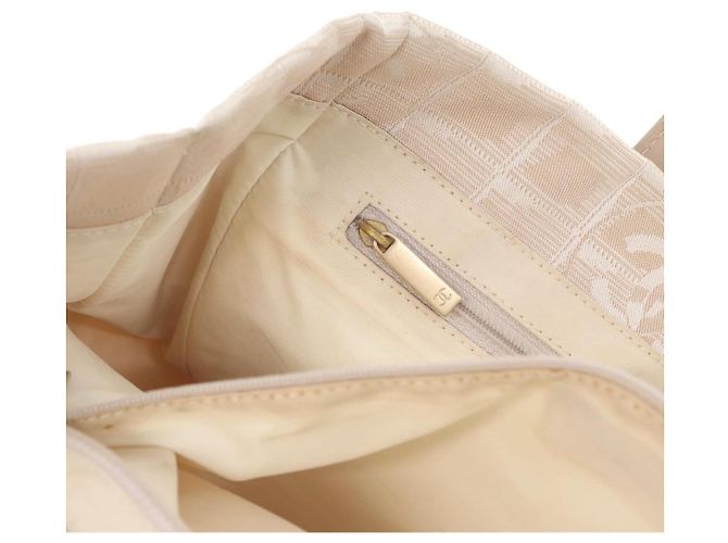 CHANEL Nuova Borsa Tote da Viaggio Nylon Beige Oro CC Auth BA10414 D'oro - vista 22