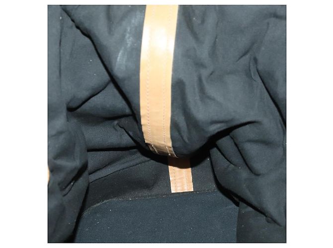 Borsa Boston GG Canvas Gucci Nera Oro Auth 169500 Nero D'oro - vista 15