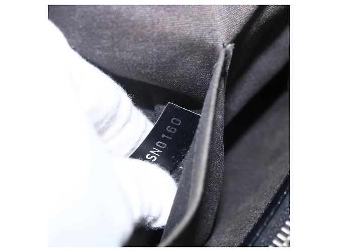 LOUIS VUITTON Borsa a Mano Epi Passy GM Nera M59252 LV Auth hk3448 Nero - vista 23