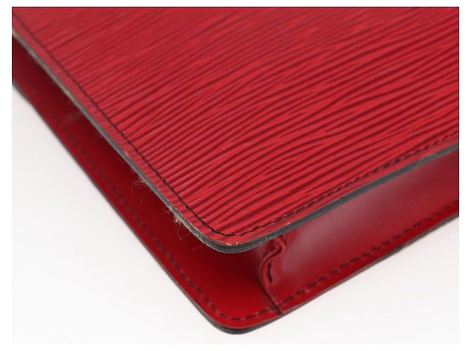 LOUIS VUITTON Clutch Montaigne 23 Epi Rosso M52667 LV Auth 169852 - vista 16