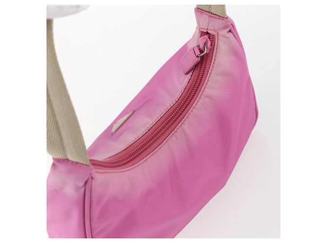 Pochette in nylon PRADA rosa Auth 170906 - vista 6