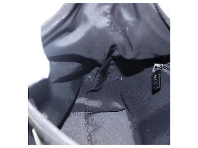 Borsa a mano GUCCI in nylon nero argento 001 3386 Auth bs33224 - vista 18