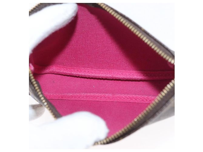 LOUIS VUITTON Monogram Vivienne Mini Pochette Accessori M69752 Auth 168215SAM Monogramma - vista 10