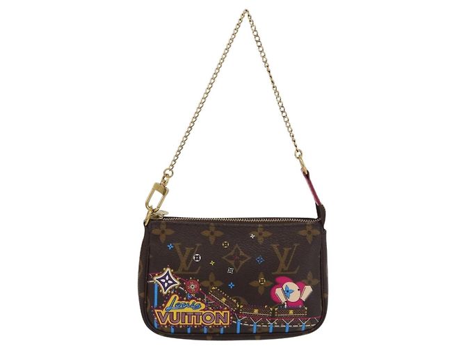 LOUIS VUITTON Monogram Vivienne Mini Pochette Accessori M69752 Auth 168215SAM Monogramma - vista 13