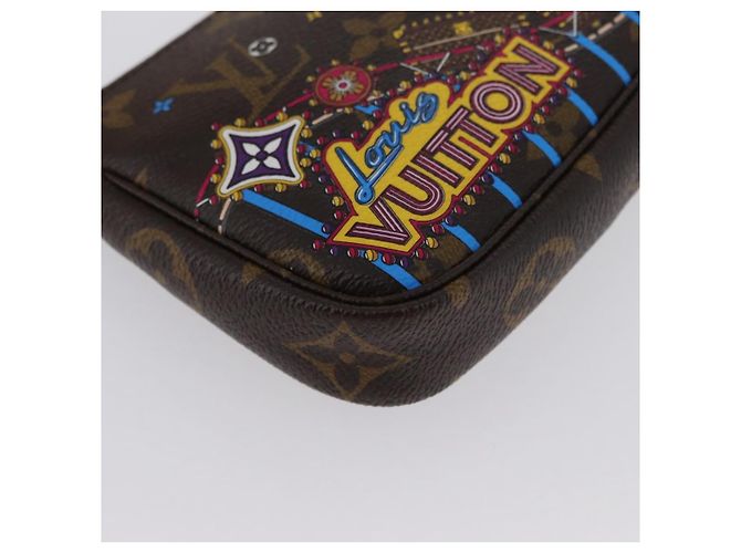 LOUIS VUITTON Monogram Vivienne Mini Pochette Accessori M69752 Auth 168215SAM Monogramma - vista 14