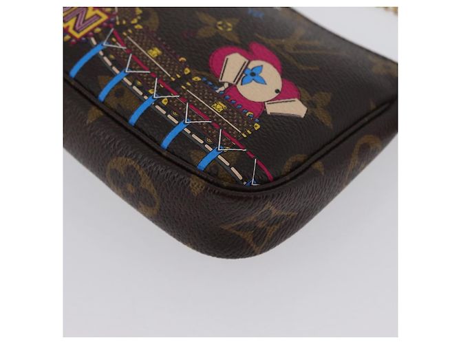LOUIS VUITTON Monogram Vivienne Mini Pochette Accessori M69752 Auth 168215SAM Monogramma - vista 15