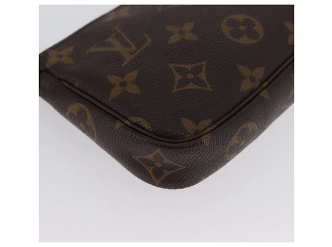 LOUIS VUITTON Monogram Vivienne Mini Pochette Accessori M69752 Auth 168215SAM Monogramma - vista 16