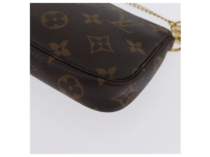 LOUIS VUITTON Monogram Vivienne Mini Pochette Accessori M69752 Auth 168215SAM Monogramma - vista 17