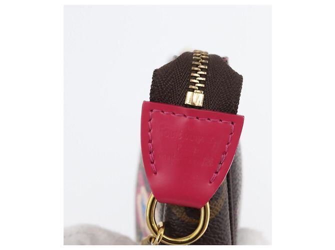 LOUIS VUITTON Monogram Vivienne Mini Pochette Accessori M69752 Auth 168215SAM Monogramma - vista 18