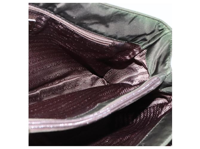 Borsa a Spalla PRADA in Nylon, Plastica e Pelle Khaki Auth ti3739 Cachi - vista 17