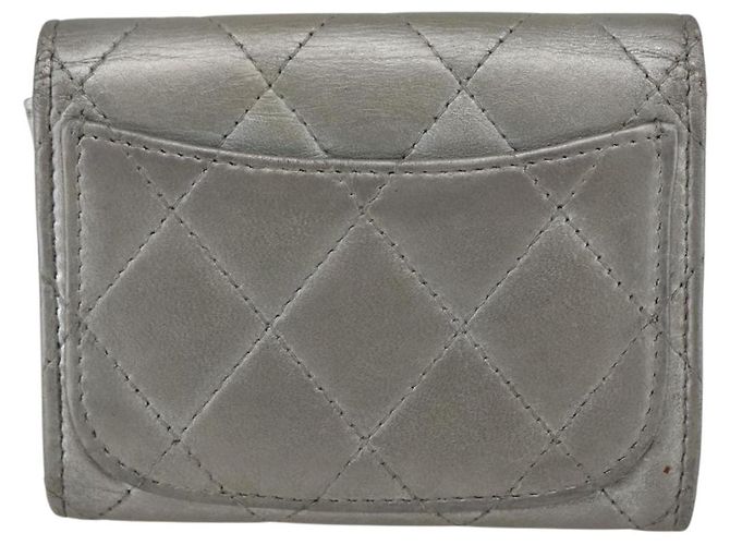 CHANEL Matelasse Card Case Leather Silver CC Auth 171336 Silvery - view 3