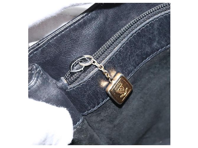 Gucci Borsa a Spalla in Pelle Nera e Oro Auth bs33277 Nero D'oro - vista 20