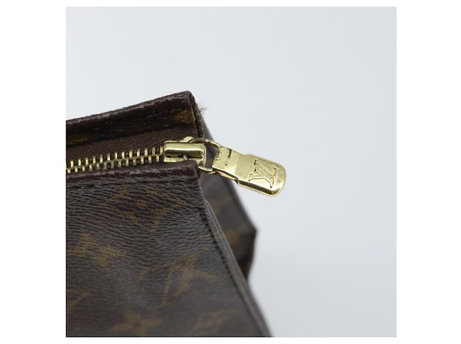 LOUIS VUITTON Poche Toilette Monogram 19 Pouch M47544 LV Auth ep13042 Monogramma - vista 9