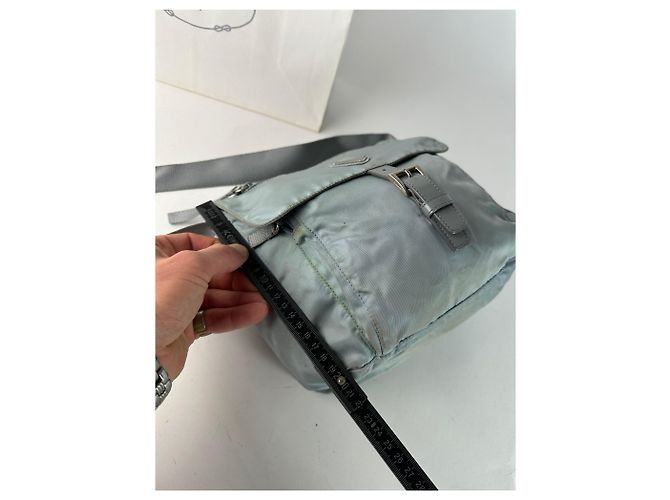 Vintage Prada hellblaues Polyester-Crossbody-Bag Silber - Ansicht 13