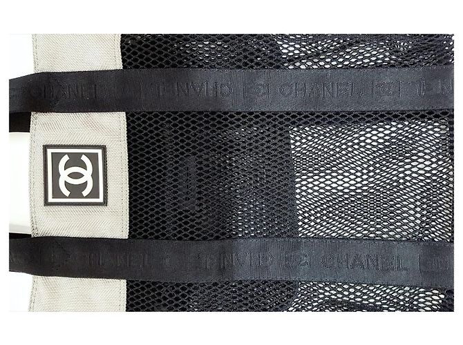 Coco rain Chanel borsa a spalla linea Sport nera in rete Nero - vista 11