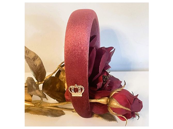 Splendido cerchietto gioiello per capelli DOLCE & GABBANa velluto rosa scuro con stemma D'oro - vista 2