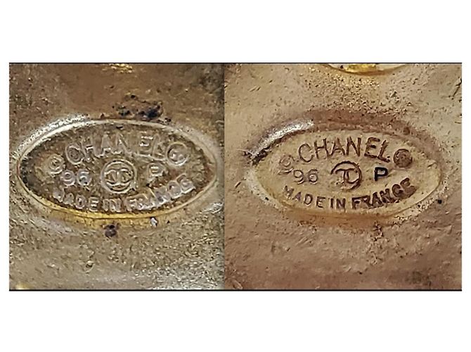 Chanel Orecchini Logo CC 3D Placcati Oro D'oro - vista 3
