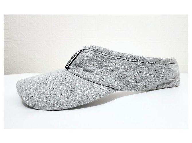 Visiera Chanel Sports Line Grigia in Cotone Grigio - vista 5