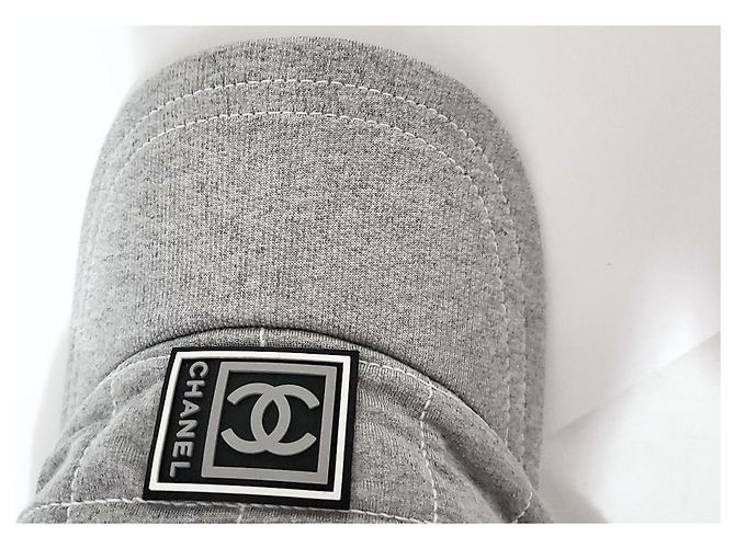 Visiera Chanel Sports Line Grigia in Cotone Grigio - vista 8