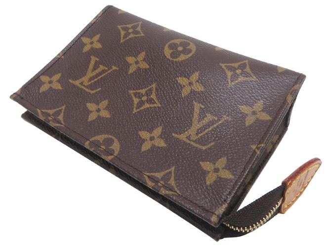 Pochette Toilette 15 Louis Vuitton Marrone - vista 4