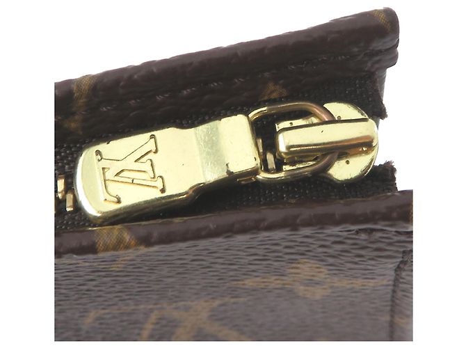 Pochette Toilette 15 Louis Vuitton Marrone - vista 8