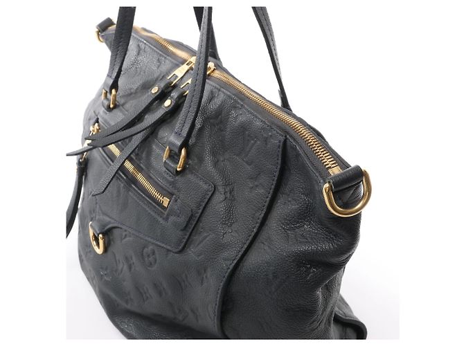 Borsa a Spalla Lumineuse PM Monogram Empreinte in Blu Navy M93410 di Louis Vuitton - vista 5