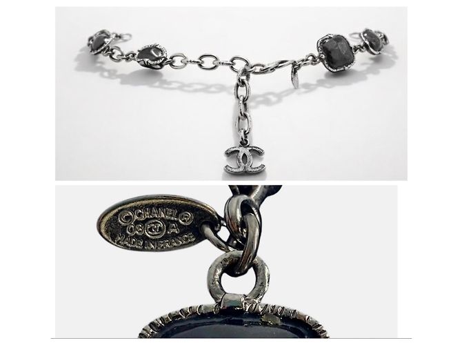 Collana Statement Bib Gripoix con CC in Cristalli Neri Rara Chanel 08A Nero Argento Metallico Silver hardware - vista 9
