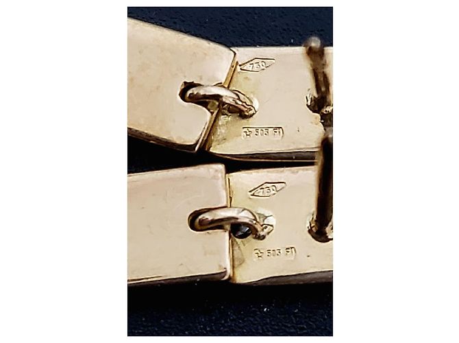 Orecchini Gucci a 3 livelli in oro giallo 18k e diamanti - vista 7