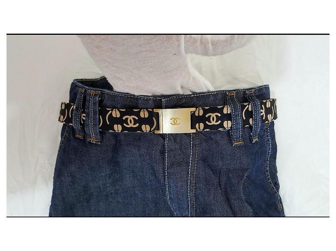 Cintura Chanel Clover CC Blu Navy Denim Oro Gold hardware - vista 16