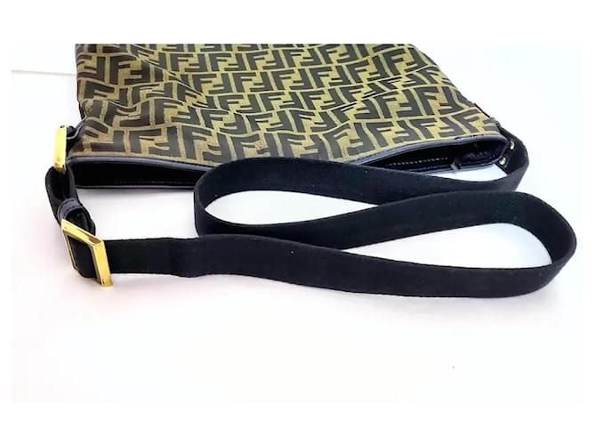 Zucca Fendi Borsa a Spalla per Computer Verde Oliva e Nero Marrone - vista 10