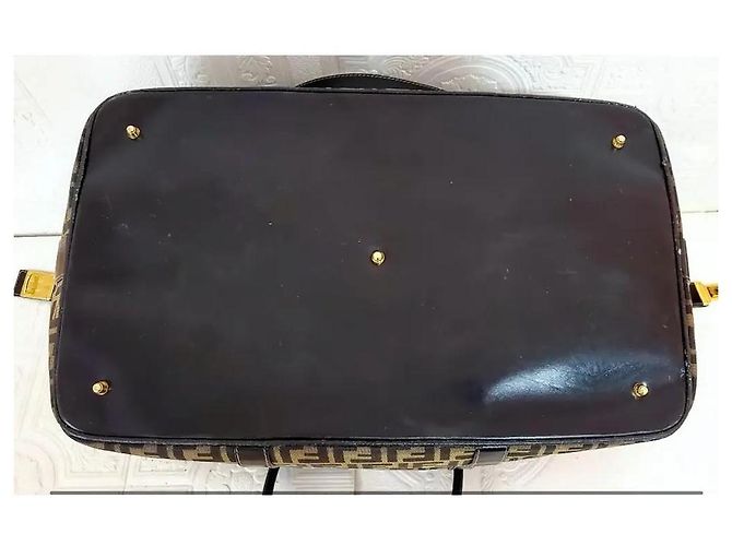Fendi Borsa a spalla incrociata Zucca Travel Marrone - vista 13