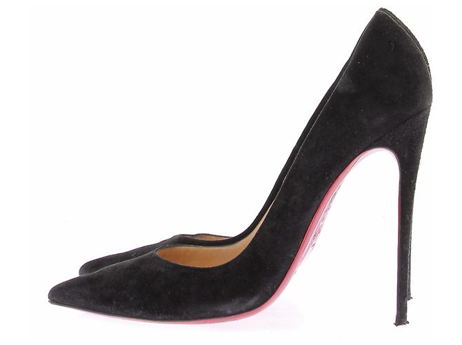 Christian Louboutin Décolleté neri "So Kate" in camoscio Nero - vista 2