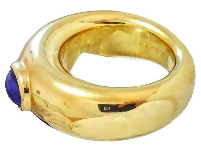 Chaumet 18k Gelbgold Dome-Ring mit blauem Saphir-Cabochon Golden - Ansicht 2
