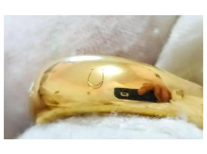 Chaumet 18k Gelbgold Dome-Ring mit blauem Saphir-Cabochon Golden - Ansicht 4
