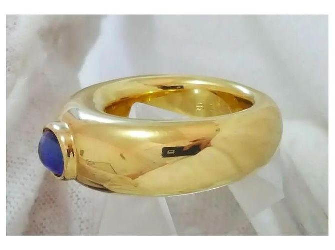 Chaumet 18k Gelbgold Dome-Ring mit blauem Saphir-Cabochon Golden - Ansicht 9